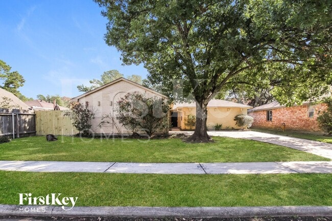 21226 Waymare Ln in Spring, TX - Foto de edificio - Building Photo