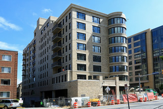 Stonehall Bethesda in Bethesda, MD - Foto de edificio - Building Photo