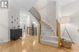 252 Maxwell Bridge Rd in Ottawa, ON - Building Photo - Building Photo