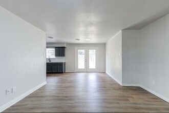 4310 62nd St in Lubbock, TX - Building Photo - Building Photo