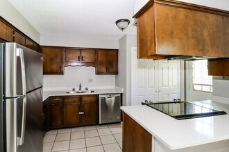 4475 Window Dr in Memphis, TN - Foto de edificio - Building Photo