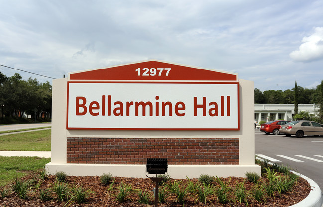 Bellarmine Hall - *USF STUDENT LIVING* in Tampa, FL - Foto de edificio - Building Photo