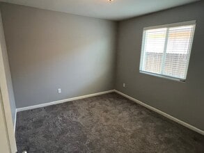 3583 Sutter Trails St in Olivehurst, CA - Building Photo - Building Photo