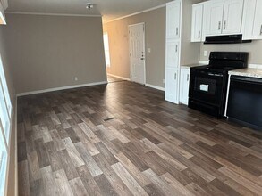 2130 Rand Morgan Rd in Corpus Christi, TX - Building Photo - Building Photo