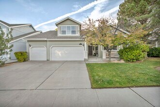 4731 Ellicott Wy in Reno, NV - Building Photo - Building Photo