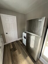 10 Prospect St in Claremont, NH - Foto de edificio - Building Photo