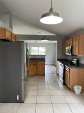 2210 Nicollett Way in Leesburg, FL - Building Photo - Building Photo