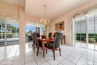 8073 SE Double Tree Dr in Hobe Sound, FL - Building Photo - Building Photo