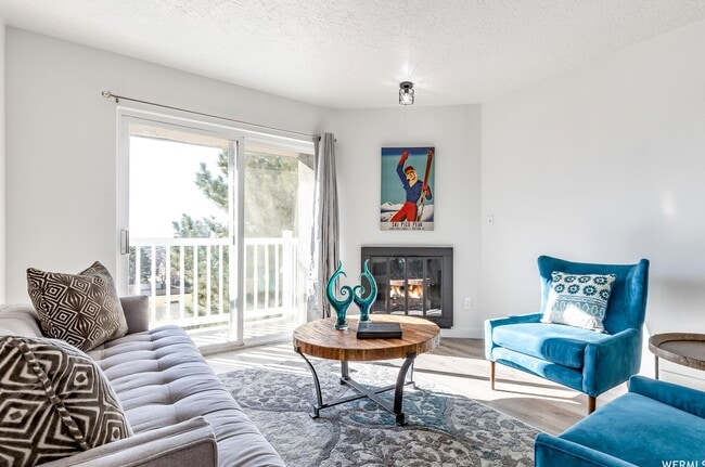 property at 5614 Meadow Ln