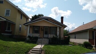 253 Illinois Ave in Dayton, OH - Building Photo