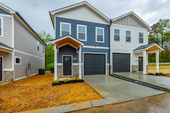 5559 Stream Ln in Chattanooga, TN - Foto de edificio - Building Photo