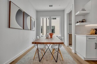 3620 San Jacinto St in Dallas, TX - Building Photo - Building Photo