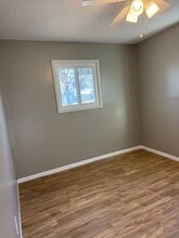 1745 N Schrader Ave in Springfield, IL - Building Photo - Building Photo