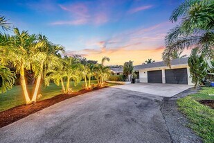 10962 57th Pl S in Wellington, FL - Building Photo