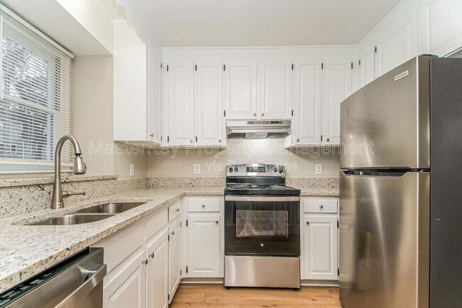 505 Oak Run Dr in Raleigh, NC - Building Photo - Building Photo