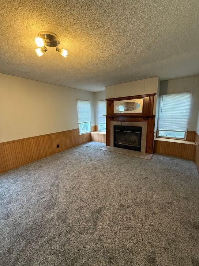 property at 800 W 81st St S
