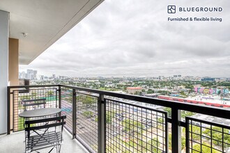 21 NE 22nd St-Unit -FL12-ID38 in Miami, FL - Building Photo - Building Photo