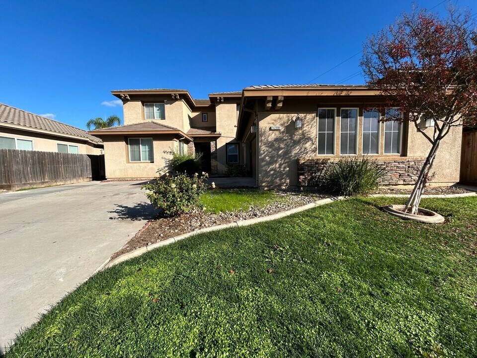 5208 Harness Ct in Riverbank, CA - Building Photo