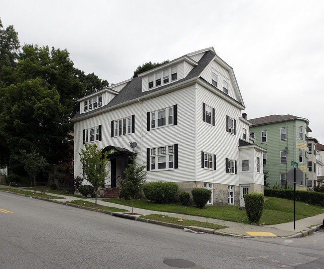 14 May St in Worcester, MA - Foto de edificio - Building Photo