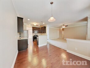 2203 Wise Owl Dr in Greensboro, NC - Foto de edificio - Building Photo