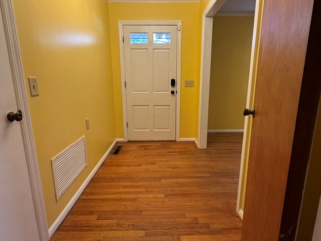 287 Manchester Dr in Manning, SC - Building Photo - Building Photo