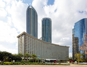 Century Plaza in Los Angeles, CA - Building Photo - Building Photo