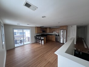 770 W Ferry St, Unit 29B in Buffalo, NY - Foto de edificio - Building Photo