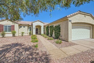 2313 Fox Hills Dr, Unit 1082 in Henderson, NV - Building Photo - Building Photo