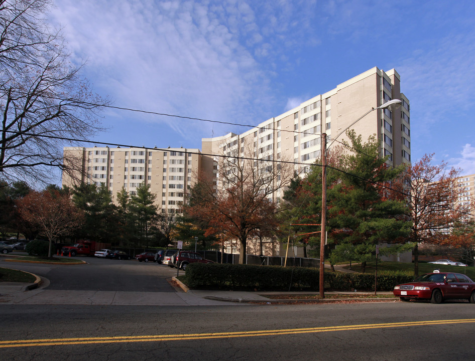 Claridge House of Alexandria in Alexandria, VA - Building Photo