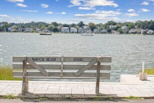 3 Wallace Ave in Norwalk, CT - Building Photo