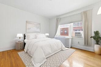 73 Parkman St in Brookline, MA - Building Photo - Building Photo