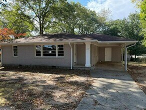 109 Scarlett Dr in Jonesboro, GA - Building Photo - Building Photo