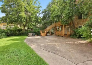 4018 Garrott St in Houston, TX - Building Photo - Building Photo