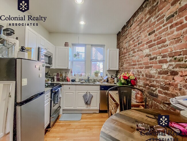 property at 6 Cleveland Pl