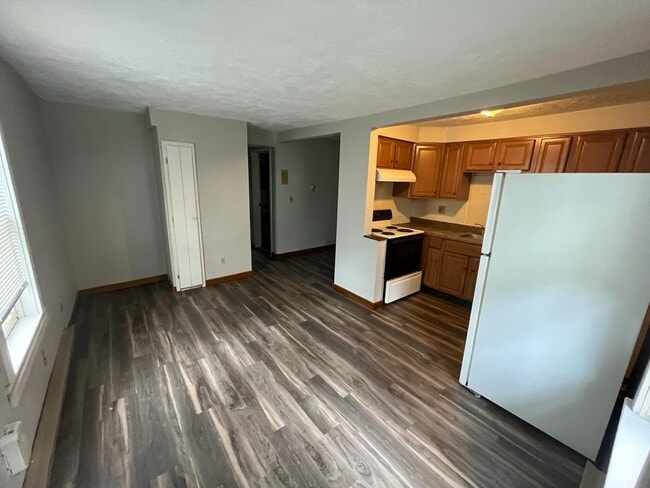 property at 42 W Houston Ave