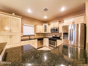 13125 Lost Willow in El Paso, TX - Building Photo - Building Photo