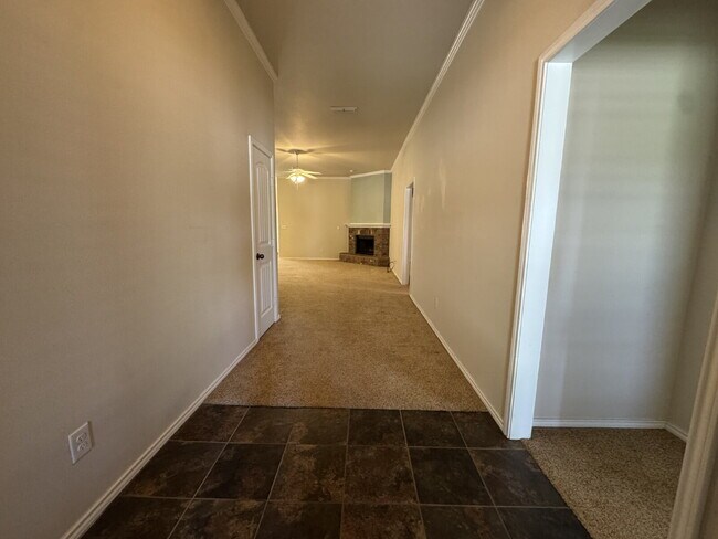 6717 92nd St in Lubbock, TX - Building Photo - Building Photo