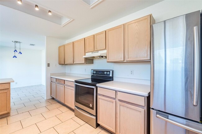 17924 Narsitin Ln in Pflugerville, TX - Building Photo - Building Photo