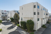 Liquid Sugar Lofts in Emeryville, CA - Building Photo - Building Photo