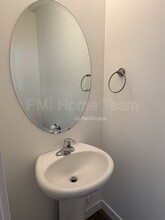 1616 W Parkview Dr in Syracuse, UT - Building Photo - Building Photo