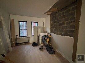 WEST 22 STREET in New York, NY - Building Photo