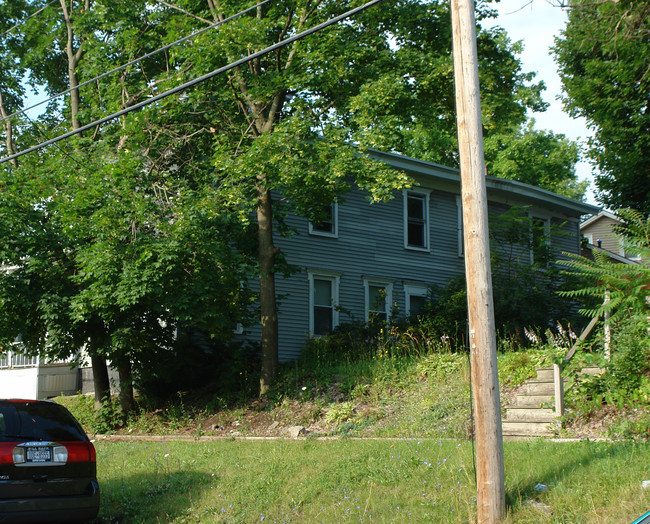 218 Magnolia St in Syracuse, NY - Building Photo - Building Photo