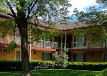 Matador Apartments in Detroit, MI - Building Photo