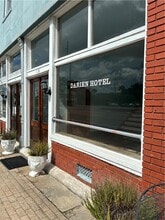 113 N Walton St in Darien, GA - Building Photo - Building Photo