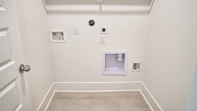 7102 Grassland Vis Ln