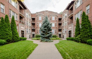 439 E Oakwood Blvd in Chicago, IL - Building Photo