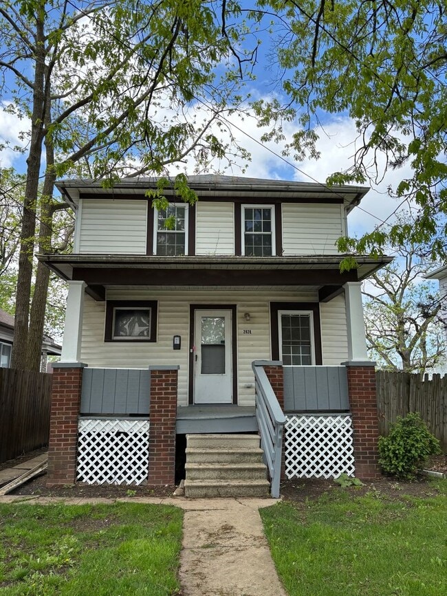 property at 2828 Apple Ave