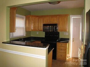 2027 Cartier Wy in Charlotte, NC - Building Photo - Building Photo