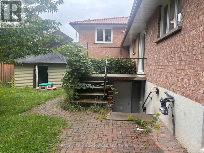 45 Netherford Rd in Vaughan, ON - Building Photo - Building Photo