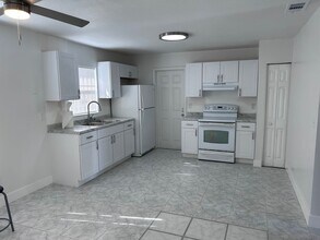 662 Marot St in Orlando, FL - Building Photo - Building Photo